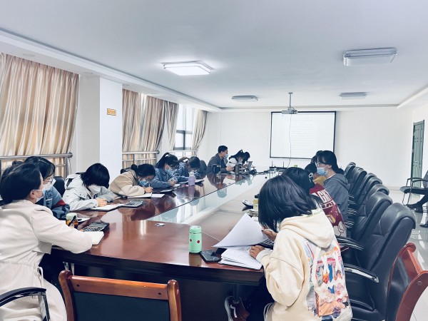 甘肅建投新能源公司  組織開展財務人員專業(yè)知識培訓