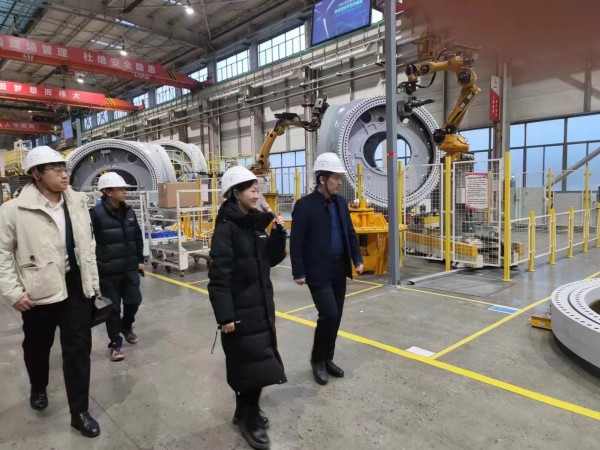 甘肅建投新能源公司董事長趙琰森一行赴  華電重工、三一重能進行業(yè)務洽談